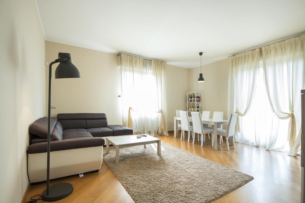 Casa Foscolo Apartment Villa Guardia Bagian luar foto