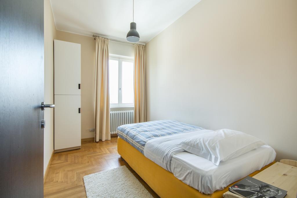 Casa Foscolo Apartment Villa Guardia Bagian luar foto